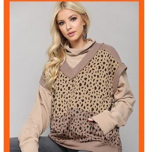 Women's Leopard Print Sweater Vest Cream and Latte